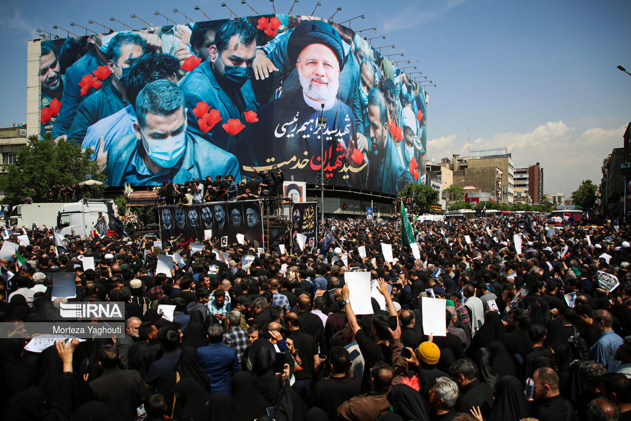 بیرجند آغوش خود را برای رییس جمهور شهید باز کرد