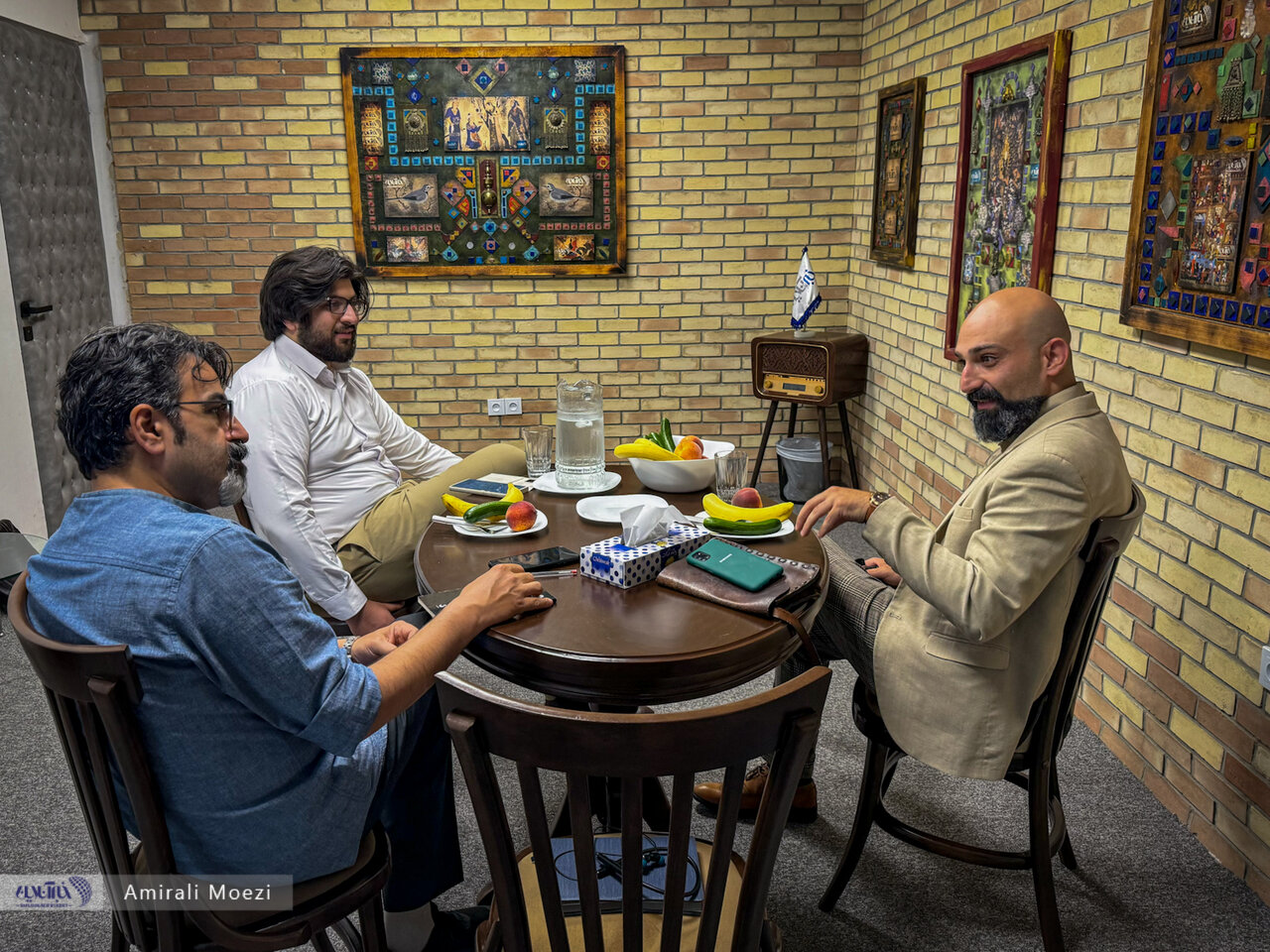 تشنگی بنیادینی به معنا وجود دارد، هر کس که یک پرچمی بلند کند توده بدون توجه به شواهد زیر آن پرچم میرود/ چه اهمیتی دارد که ژنتیک شما به کجاست