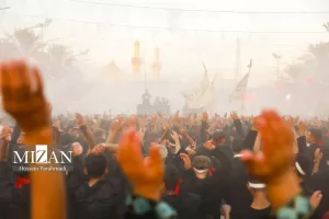 تماشای برخط مداحی حاج محمود کریمی، عبدالرضا هلالی و…