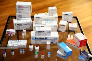 ۱۳۰۰ میلیارد تومان از مطالبات داروخانه‌های سرپایی پرداخت شد