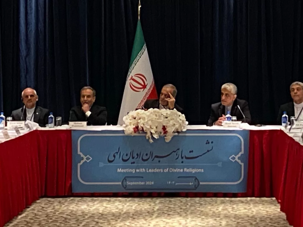 پزشکیان: شرم‌آور است که به اسم تمدن زنان و کودکان را می‌کشند