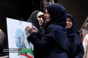 بزرگداشت روز زن و مقام مادر