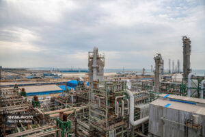 ثبت رکورد تازه تولید پلی‌اتیلن در آریاساسول