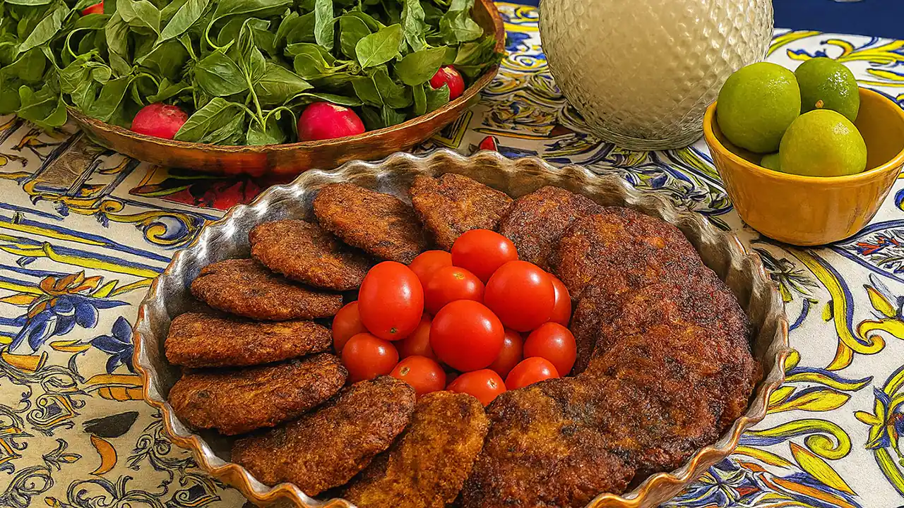 طرز تهیه کتلت هویج با گوشت چرخ کرده | یک انتخاب عالی برای کودکان