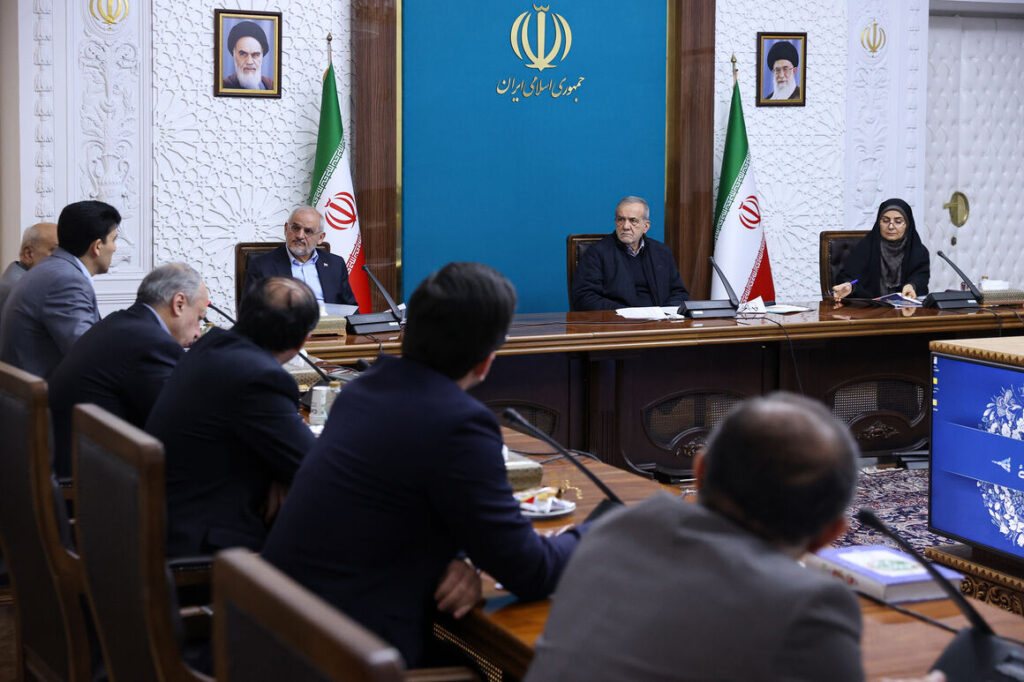 مبارزه با قاچاق سوخت باید از سرمنشأهای اصلی آغاز شود