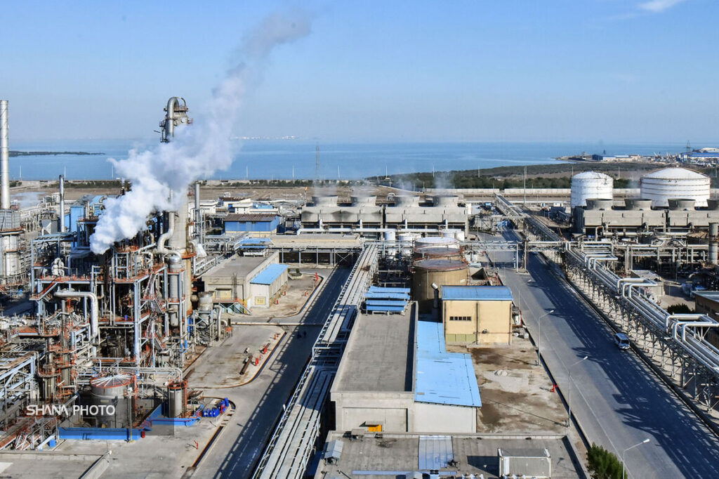 حکمیت شرکت ملی پتروشیمی به توسعه صنعت کمک می‌کند