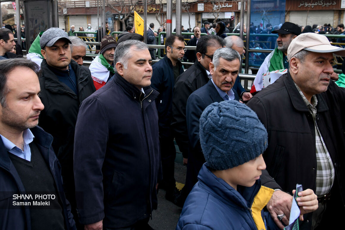 پیام وزیر نفت به دشمنان ایران در ۲۲ بهمن