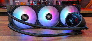 بررسی کولر CPU Levelplay Combat Liquid 360 HUD AIO – KitGuru
