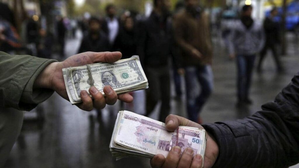 بهای طلا و ارز روی موج سیاست| دلار ۱۶۰ هزارتومان شد
