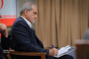 تلاشگران صنعت نفت با ازخودگذشتگی مانع توقف چرخه اقتصاد ملی شدند
