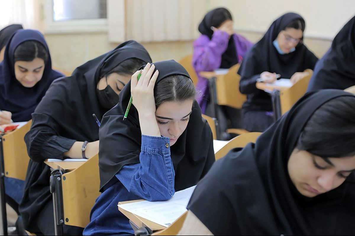 چگونه استرس کنکور و امتحانات را مدیریت کنیم؛ ۱۲ راهکار مفید و قابل‌اجرا