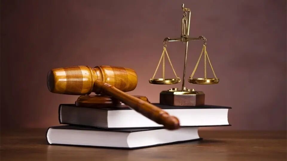 ابلاغیه دادگستری استان تهران در مورد مسدودسازی حساب‌های بانکی 
