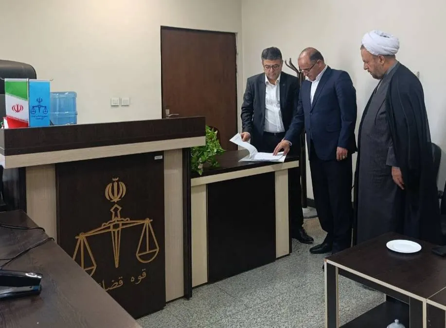 بازدید رئیس کل دادگاه‌های عمومی و انقلاب تهران از مجتمع قضایی شهید فهمیده (ویژه اطفال و نوجوانان)