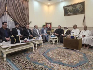 رئیس سازمان ثبت اسناد و املاک کشور با خانواده «احمد عبدالله‌زاده» شهید مدافع امنیت دیدار کرد