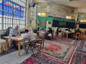 ملاقات مردمی اداره کل ارتباطات مردمی در مسجد آیت‌الله شاه آبادی برگزار شد