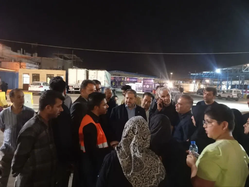 گره‌گشایی میدانی رئیس کل دادگستری ایلام از مشکلات زوار در نقطه صفر مرزی مهران