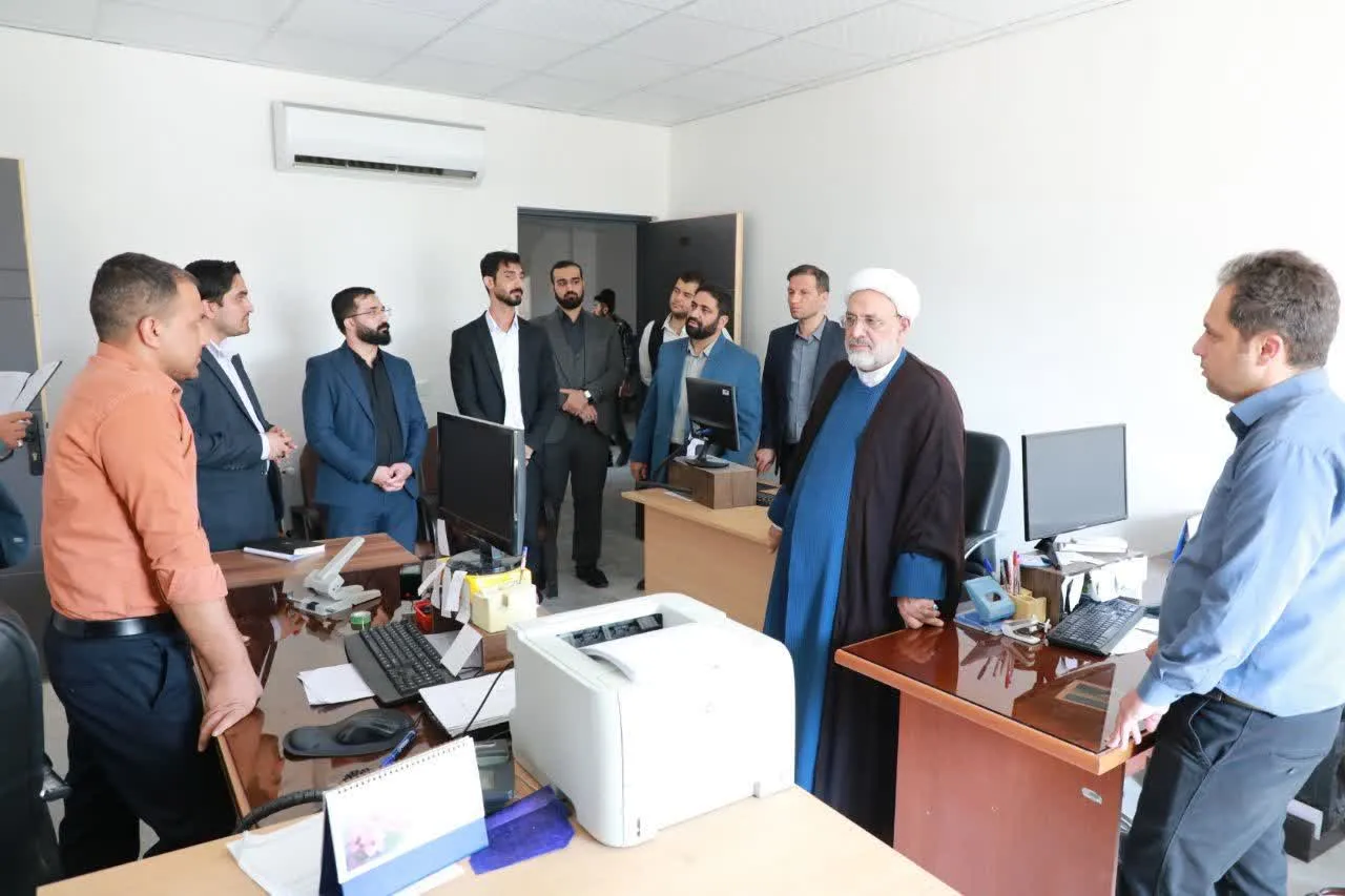 رئیس‌کل دادگستری استان سمنان از دادگاه عمومی بخش ایوانکی بازدید کرد