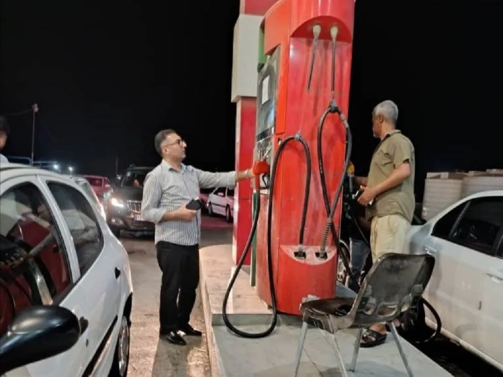 بازدید سرزده رئیس کل دادگستری هرمزگان از روند خدمت‌رسانی به مردم در ۸ جایگاه سوخت
