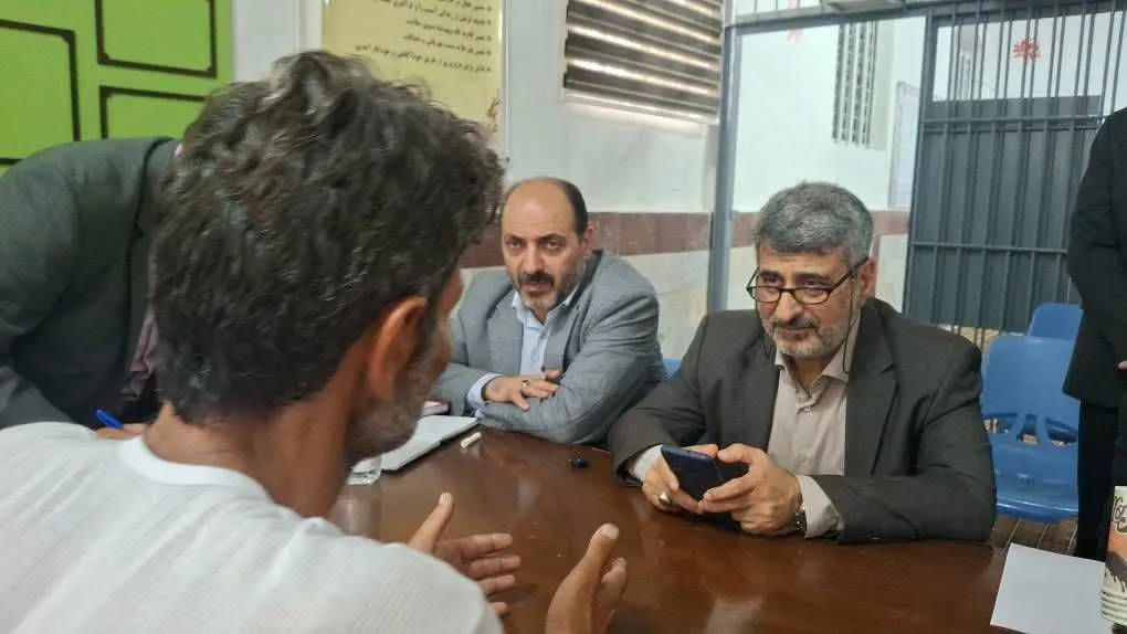 دیدار چهره‌به‌چهره رئیس‌کل دادگستری گیلان با بیش از ۱۰۰ مددجوی بازداشتگاه رشت