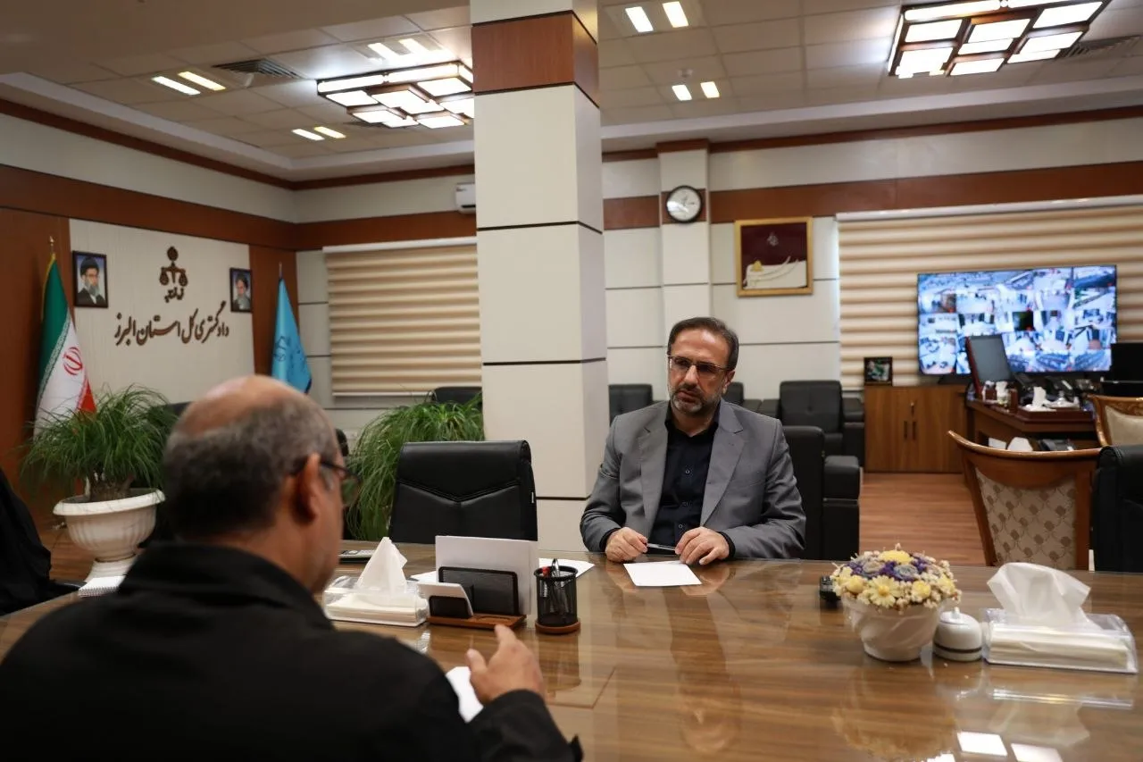 مسئولان قضایی استان البرز به درخواست‌های حقوقی قضایی ۵۸۸ نفر رسیدگی کردند