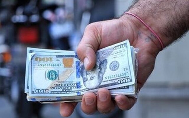 افزایش قیمت دلار و یورو در بازار ارز تهران؛ یورو به کانال ۲۶۸ هزار تومان صعود کرد