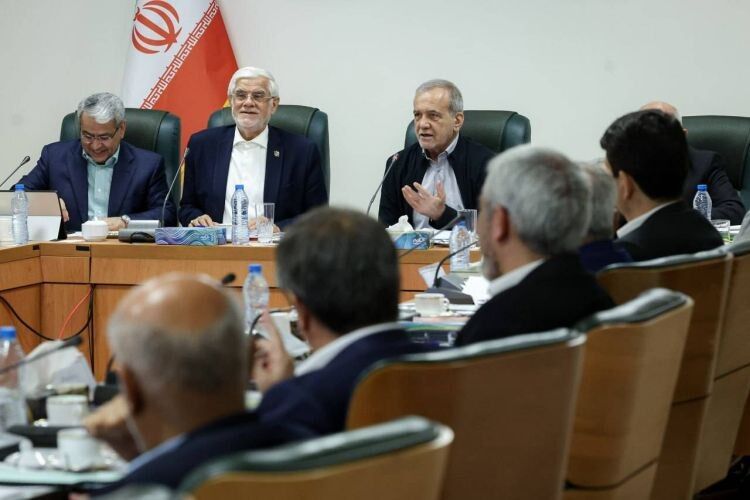 رئیس‌جمهوری: دولت باید پیش‌گام کاهش مصرف انرژی باشد