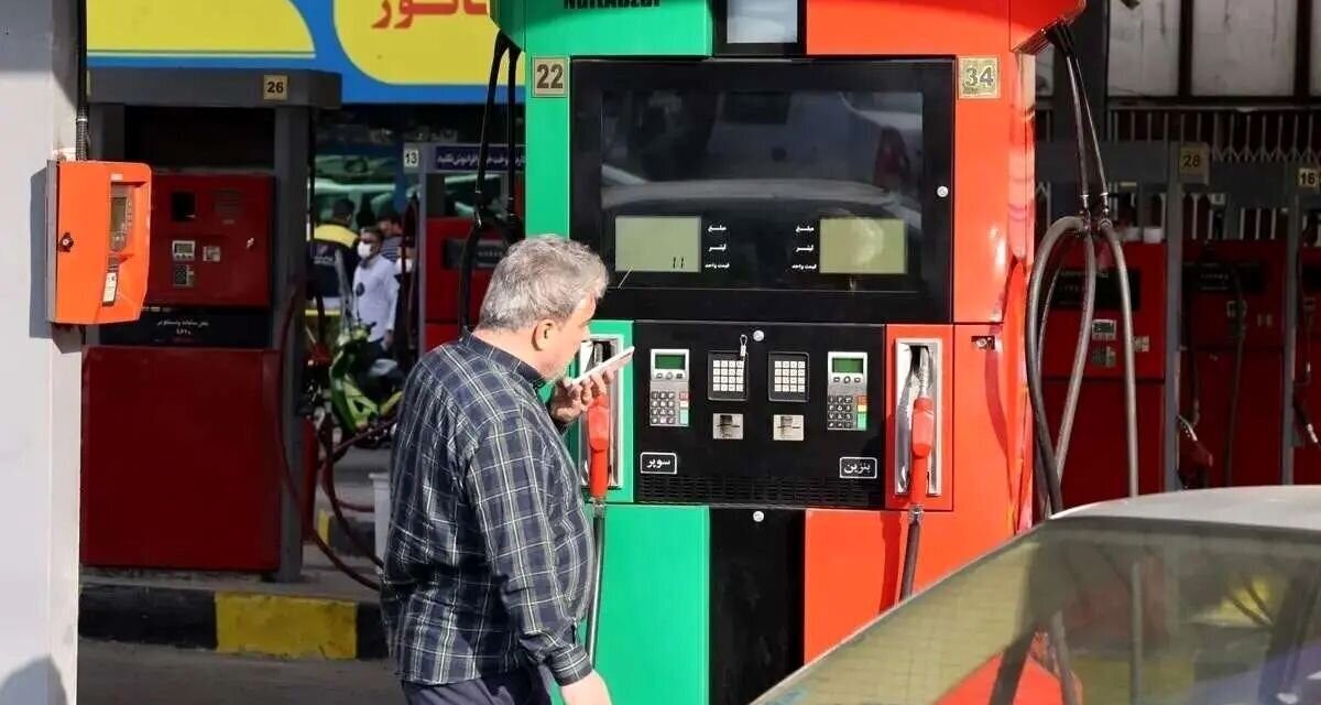 کاهش ۸ درصدی مصرف بنزین در کشور؛ ثبتنام ۵ هزار تاکسی اینترنتی برای دوگانهسوز شدن
