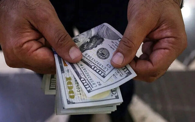 افزایش قیمت ارز در بازار تهران؛ دلار به ۲۶۰ هزار تومان رسید