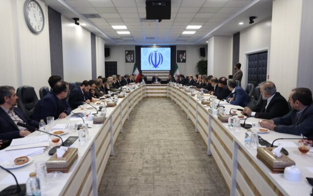 بررسی ۱۱۷ طرح فناورانه برای افزایش تولید نفت و کاهش ناترازی انرژی در کشور