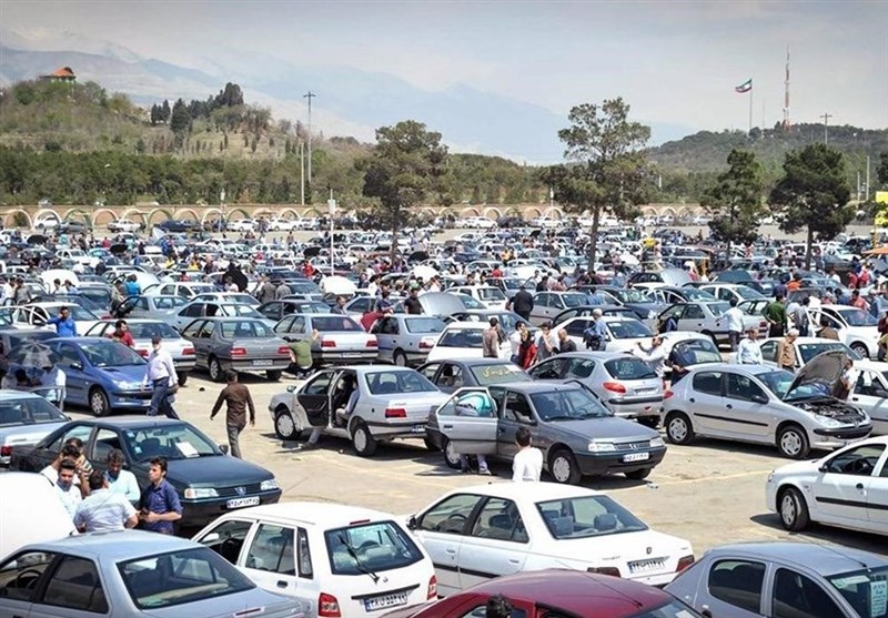 توقف موقت قیمت‌گذاری در پلتفرم‌های خودرویی به‌دلیل نوسانات بازار