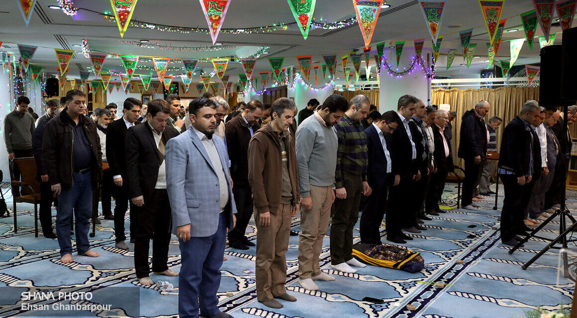شرکت ملی گاز ایران تقدیرنامه ستاد اقامه نماز کشور را دریافت کرد