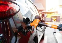پیشنهاد نایب رئیس مجلس برای مدیریت مصرف بنزین: اختصاص روزانه یک لیتر به هر ایرانی