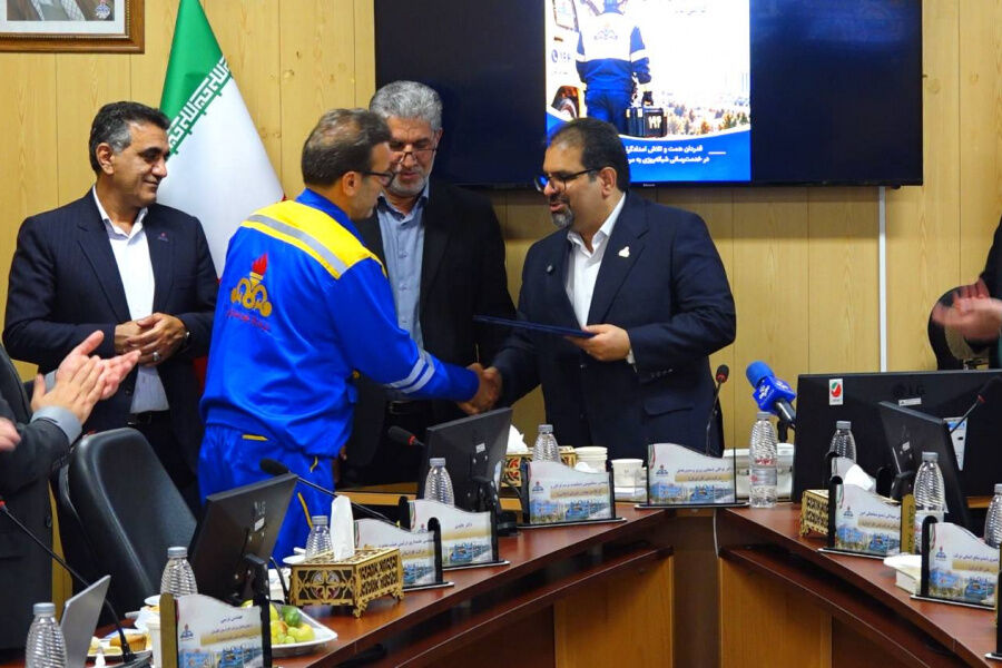 ** گازبانان و امدادگران؛ سفیران خدمت در قلب صنعت گاز ایران